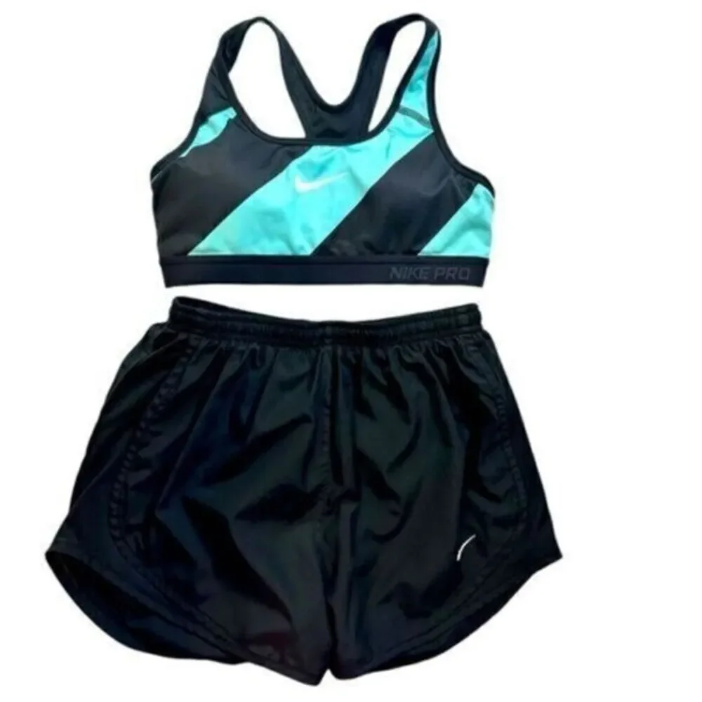 EUC NIKE Women’s Teal/Black Sports Bra & Black Active Shorts with Liner Size SM